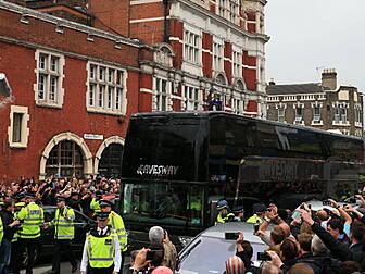 Wayne Rooney confirms team bus...